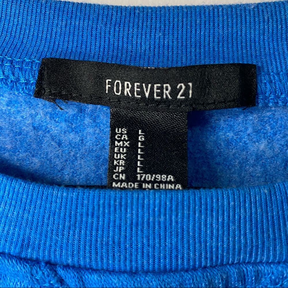 MOUSTACHE CREWNECK - Picture 4 of 4